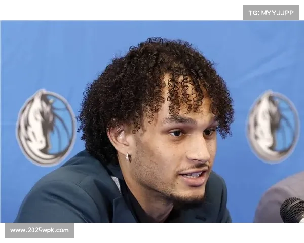 独行侠中锋莱夫利将因伤缺席较长时间，本赛季仅出战7场